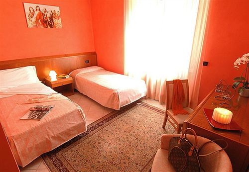 Hotel San Gerolamo 베르쿠라고 외부 사진